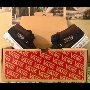 Never Worn Vans Half Cab Pro!!!!🙌🏽